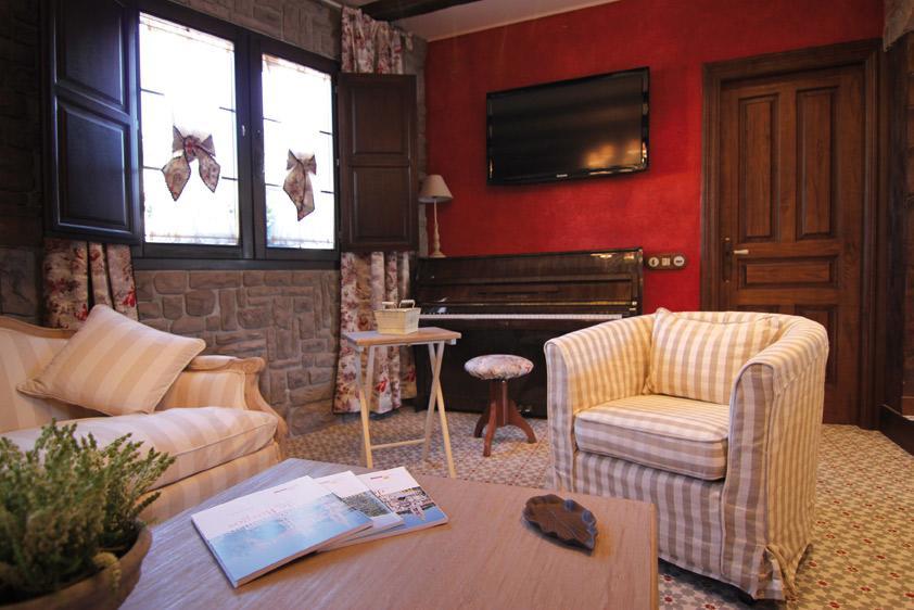 Hotel Rural La Tenada Carcedo de Burgos エクステリア 写真